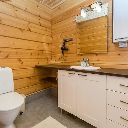 Lokinsiipi By Interhome 別荘 Vahasalmi