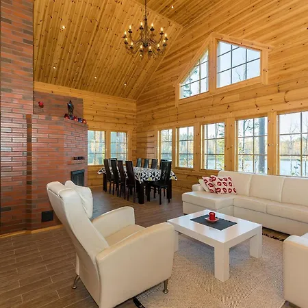 Lokinsiipi By Interhome